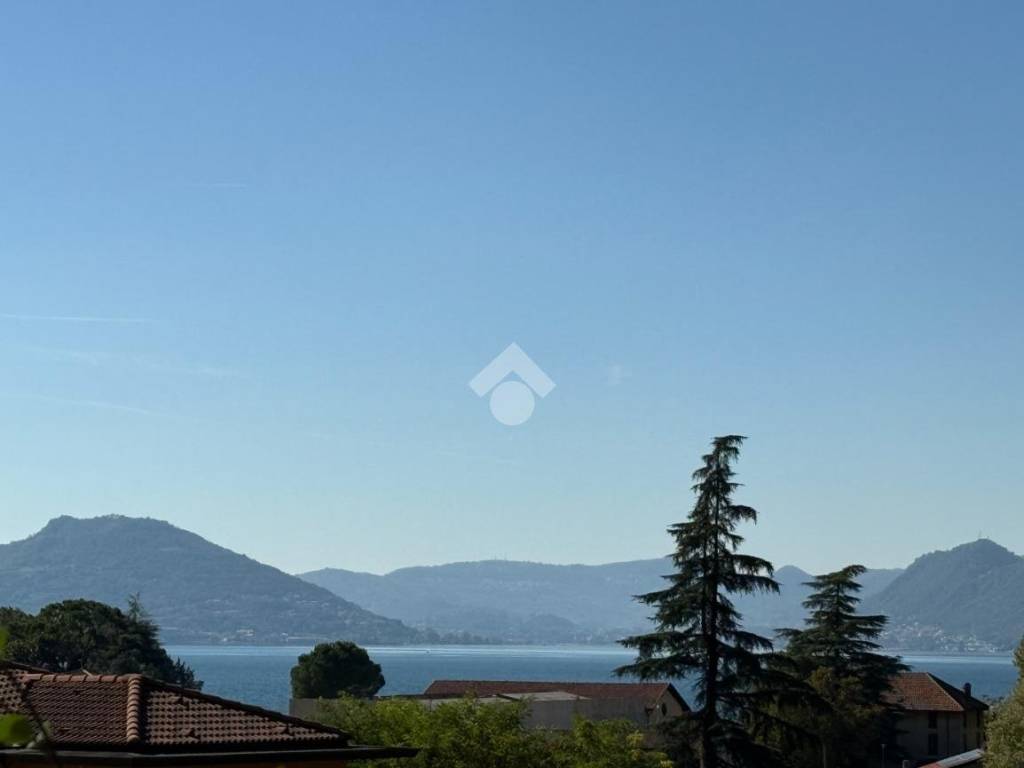 casa indipendente in vendita ad Iseo