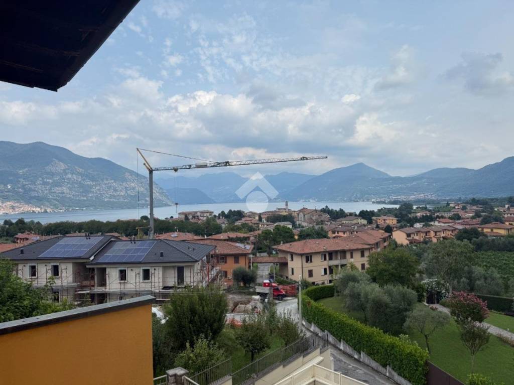 casa indipendente in vendita ad Iseo