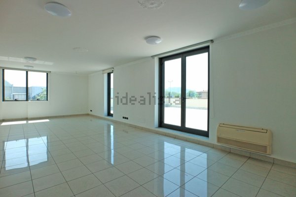 ufficio in vendita ad Iseo