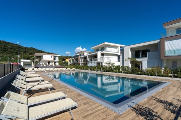 casa indipendente in vendita ad Iseo