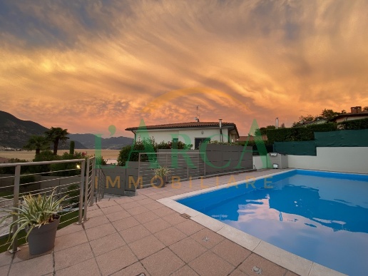 casa indipendente in vendita ad Iseo