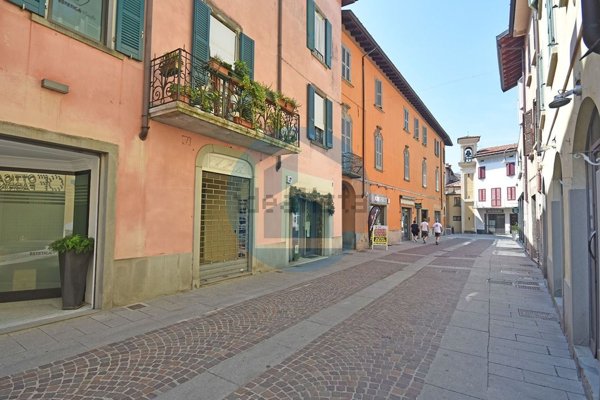 trivano in vendita ad Iseo