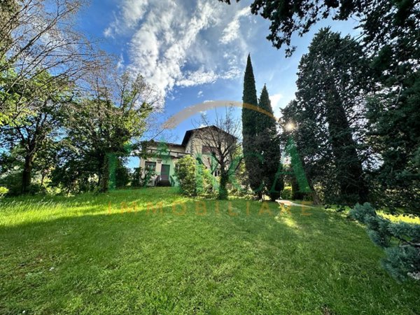 casa indipendente in vendita ad Iseo