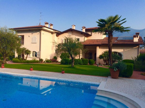 casa indipendente in vendita ad Iseo