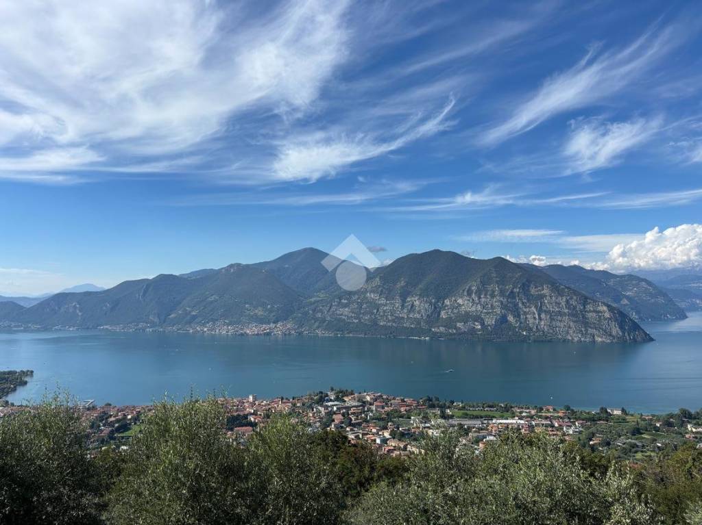 casa indipendente in vendita ad Iseo