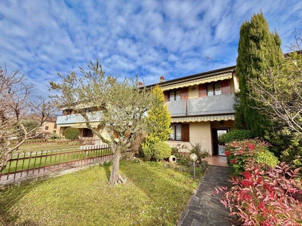 casa indipendente in vendita ad Iseo