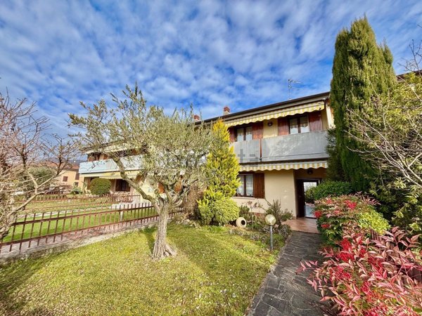 casa indipendente in vendita ad Iseo