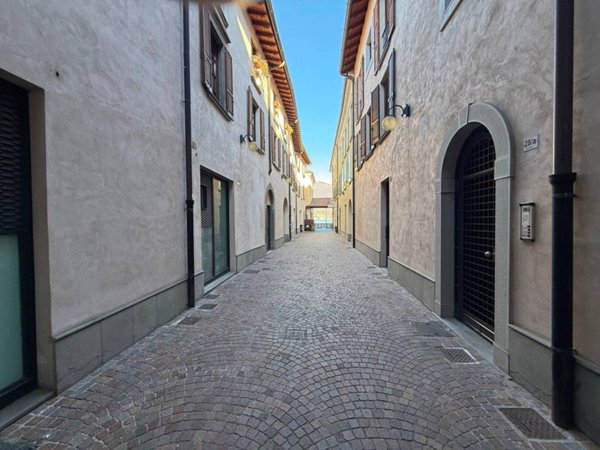 negozio in vendita ad Iseo