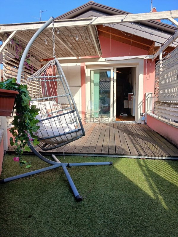 casa semindipendente in vendita ad Iseo