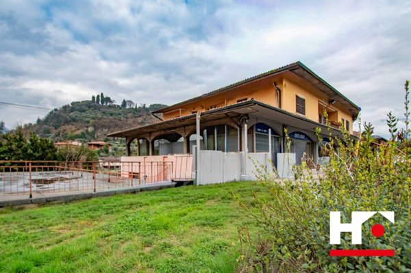 locale commerciale in vendita ad Iseo