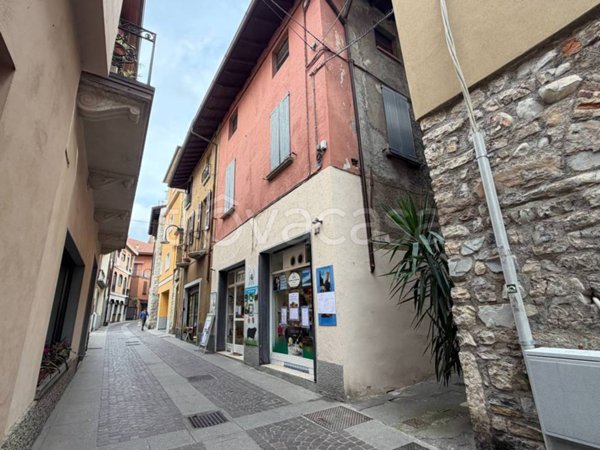casa indipendente in vendita ad Iseo