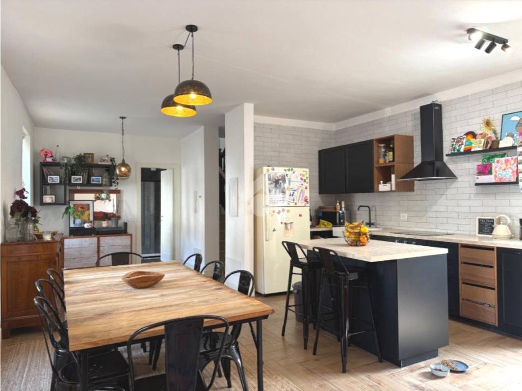 casa indipendente in vendita ad Iseo