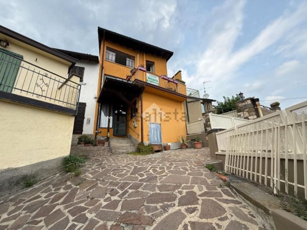 casa indipendente in vendita ad Iseo