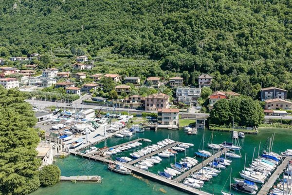 casa indipendente in vendita ad Iseo