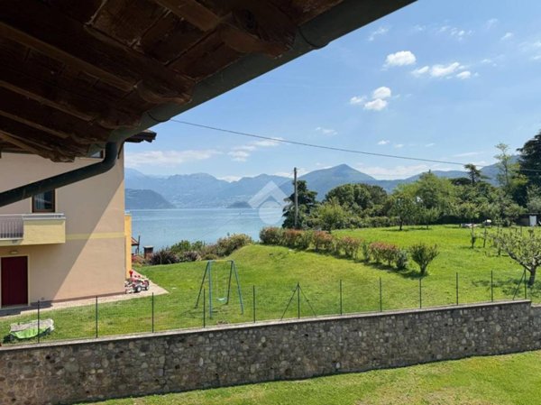casa indipendente in vendita ad Iseo in zona Cremignane