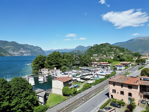 appartamento in vendita ad Iseo in zona Covelo