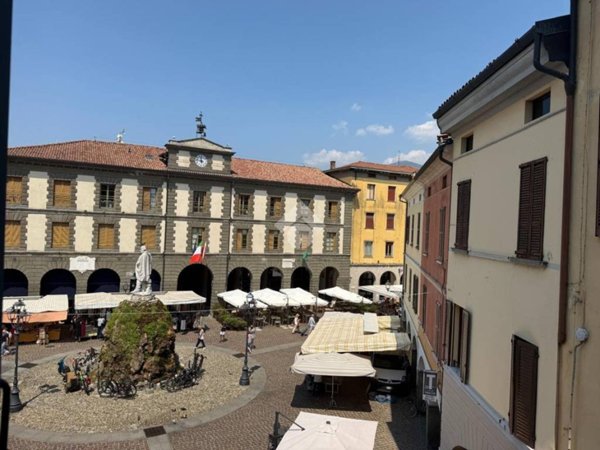appartamento in vendita ad Iseo in zona Covelo