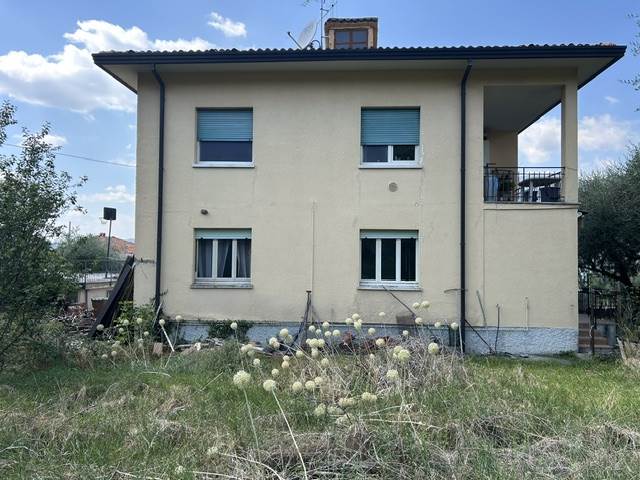 appartamento in vendita ad Iseo in zona Covelo
