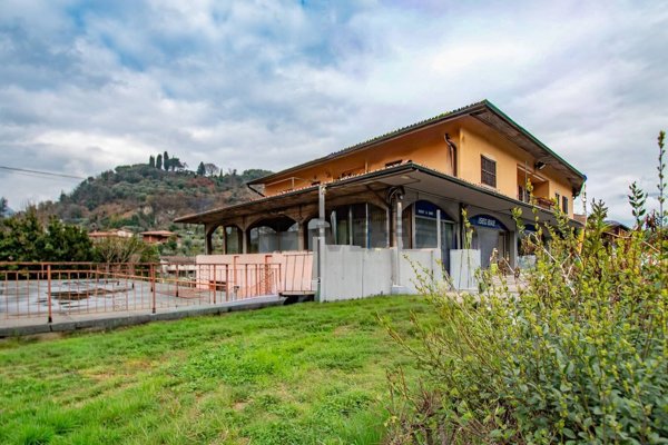 locale commerciale in vendita ad Iseo in zona Covelo