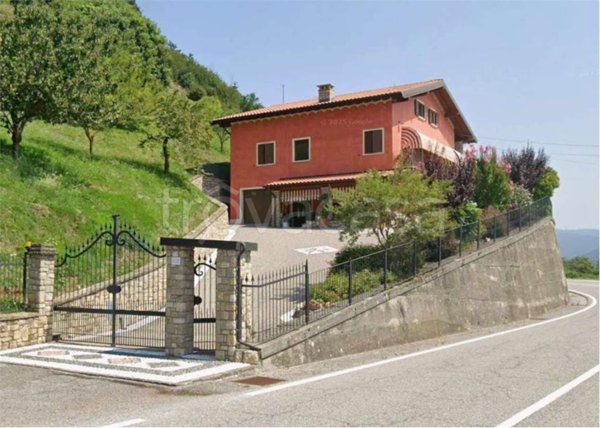 casa indipendente in vendita ad Iseo