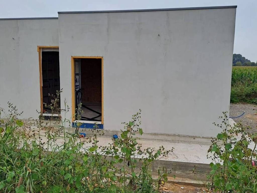 casa indipendente in vendita ad Isorella