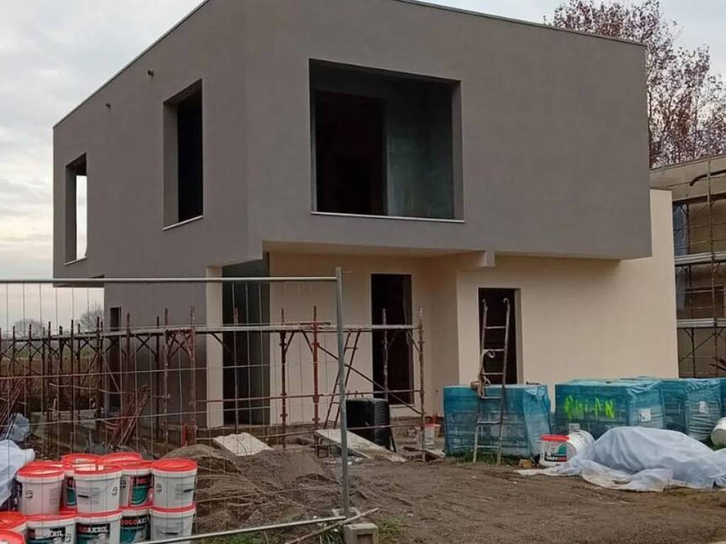 casa indipendente in vendita ad Isorella