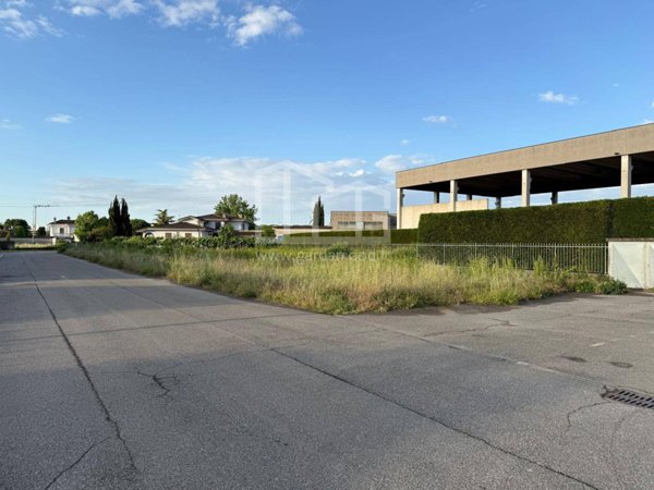 terreno edificabile in vendita ad Isorella