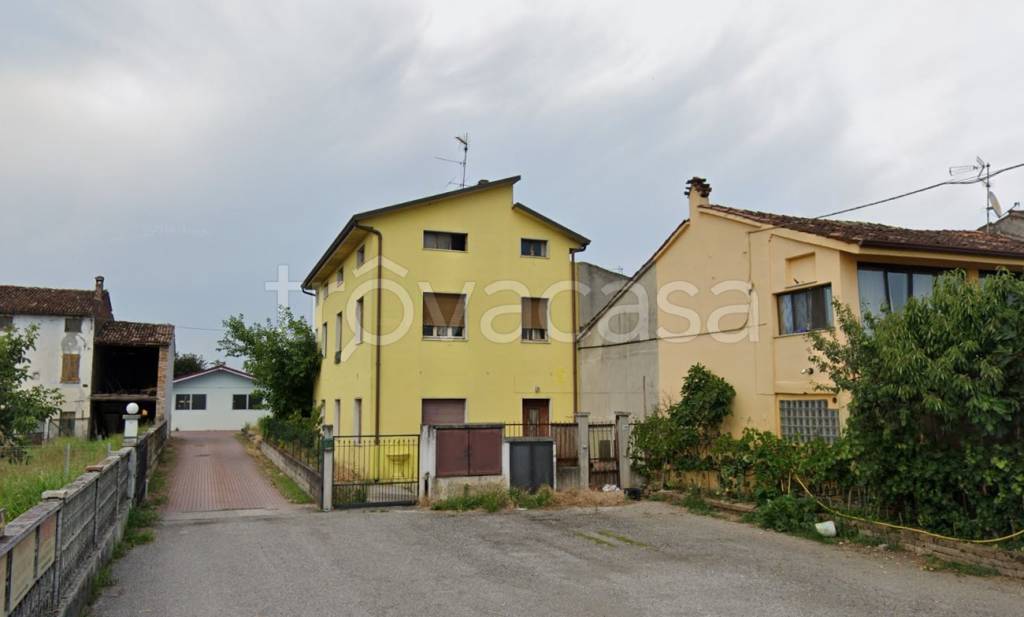 casa indipendente in vendita ad Isorella