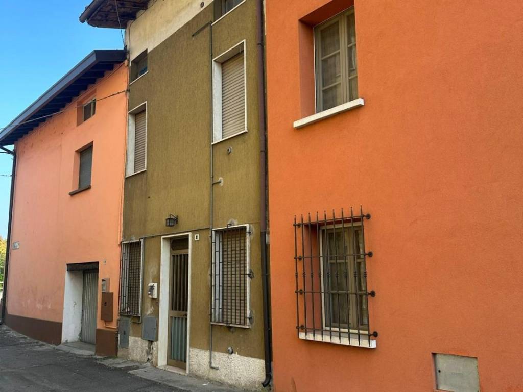 casa indipendente in vendita ad Isorella