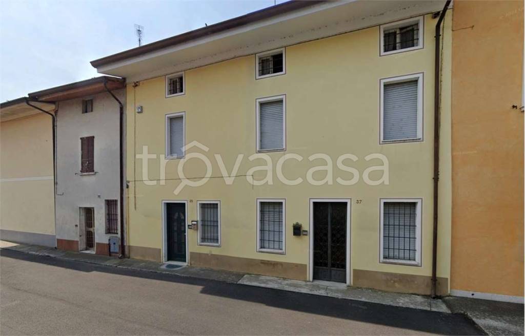 casa indipendente in vendita ad Isorella