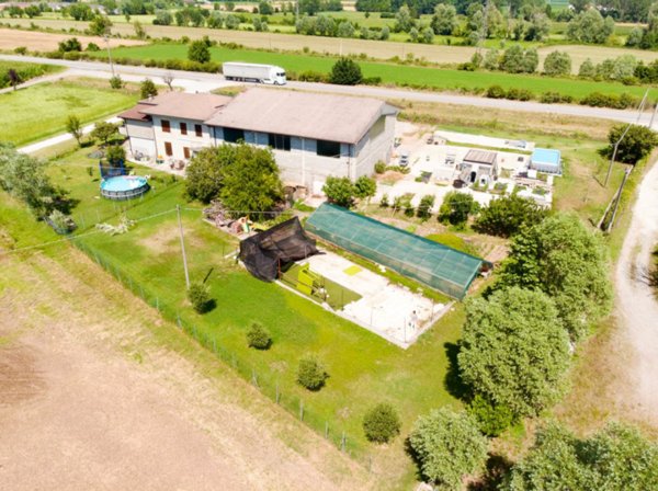 casa indipendente in vendita ad Isorella