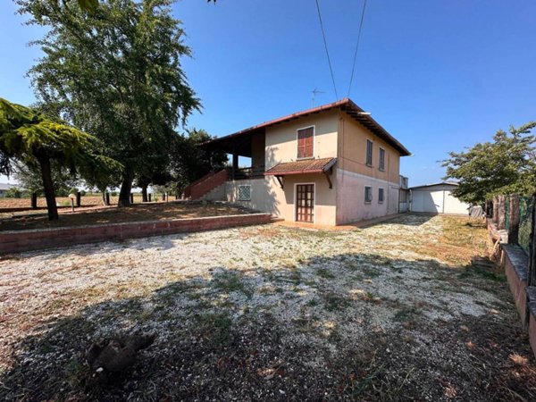 casa indipendente in vendita ad Isorella