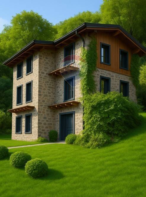 casa indipendente in vendita a Lavenone