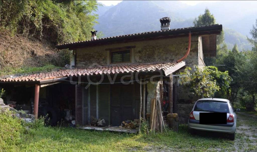 appartamento in vendita a Lavenone
