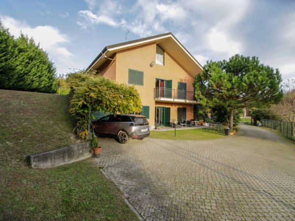 casa indipendente in vendita a Castiglione Torinese
