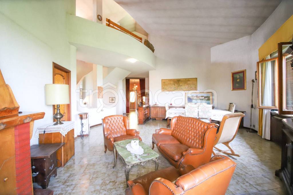 casa indipendente in vendita a Castiglione Torinese