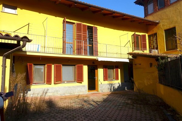 casa indipendente in vendita a Castiglione Torinese