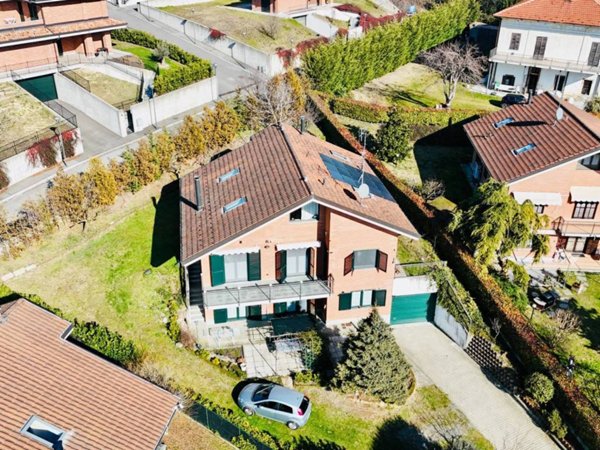 casa indipendente in vendita a Castiglione Torinese