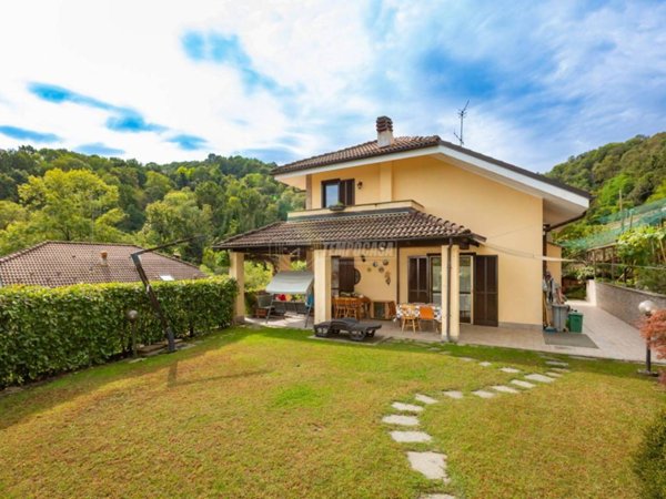casa indipendente in vendita a Castiglione Torinese