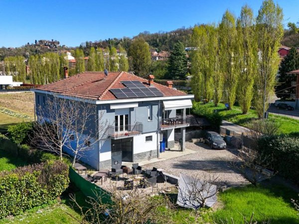 casa indipendente in vendita a Castiglione Torinese