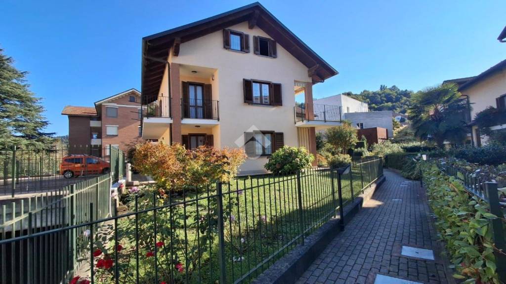 casa indipendente in vendita a Castiglione Torinese