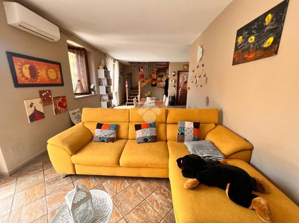 appartamento in vendita a Castiglione Torinese in zona Cordova