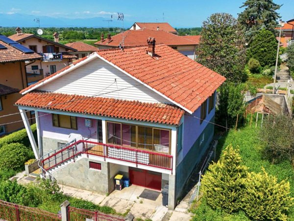 casa indipendente in vendita a Castiglione Torinese