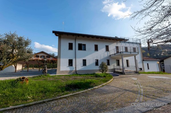 casa indipendente in vendita a Castiglione Torinese