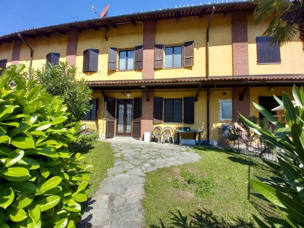 casa indipendente in vendita a Castiglione Torinese