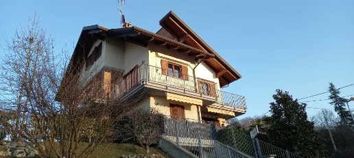 casa indipendente in vendita a Castiglione Torinese