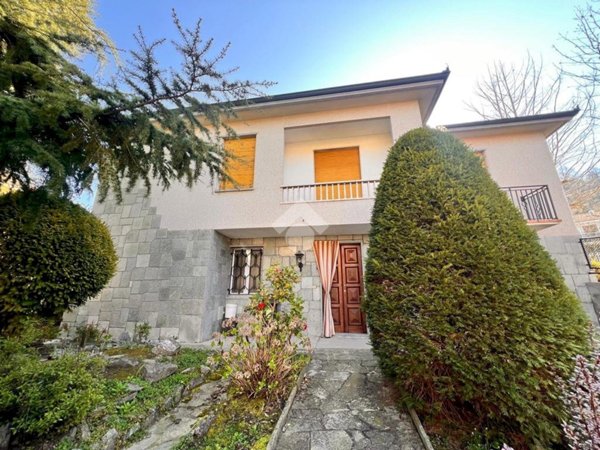 casa indipendente in vendita a Castiglione Torinese