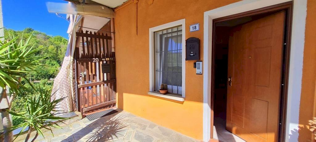 casa indipendente in vendita a Castiglione Torinese