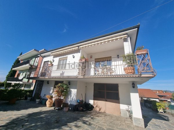 casa indipendente in vendita a Castiglione Torinese