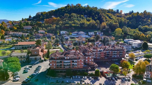 negozio in vendita a Castiglione Torinese